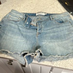 Torrid size 18 short Jean shorts